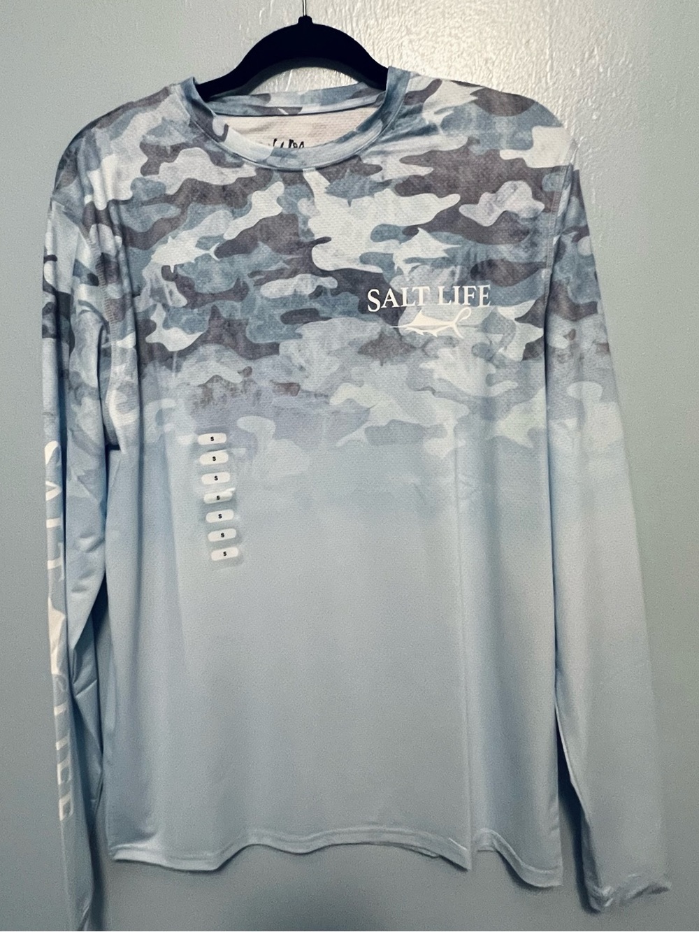 NWT: Salt Life Light Blue Camo Long Sleeve Performance Shirt
